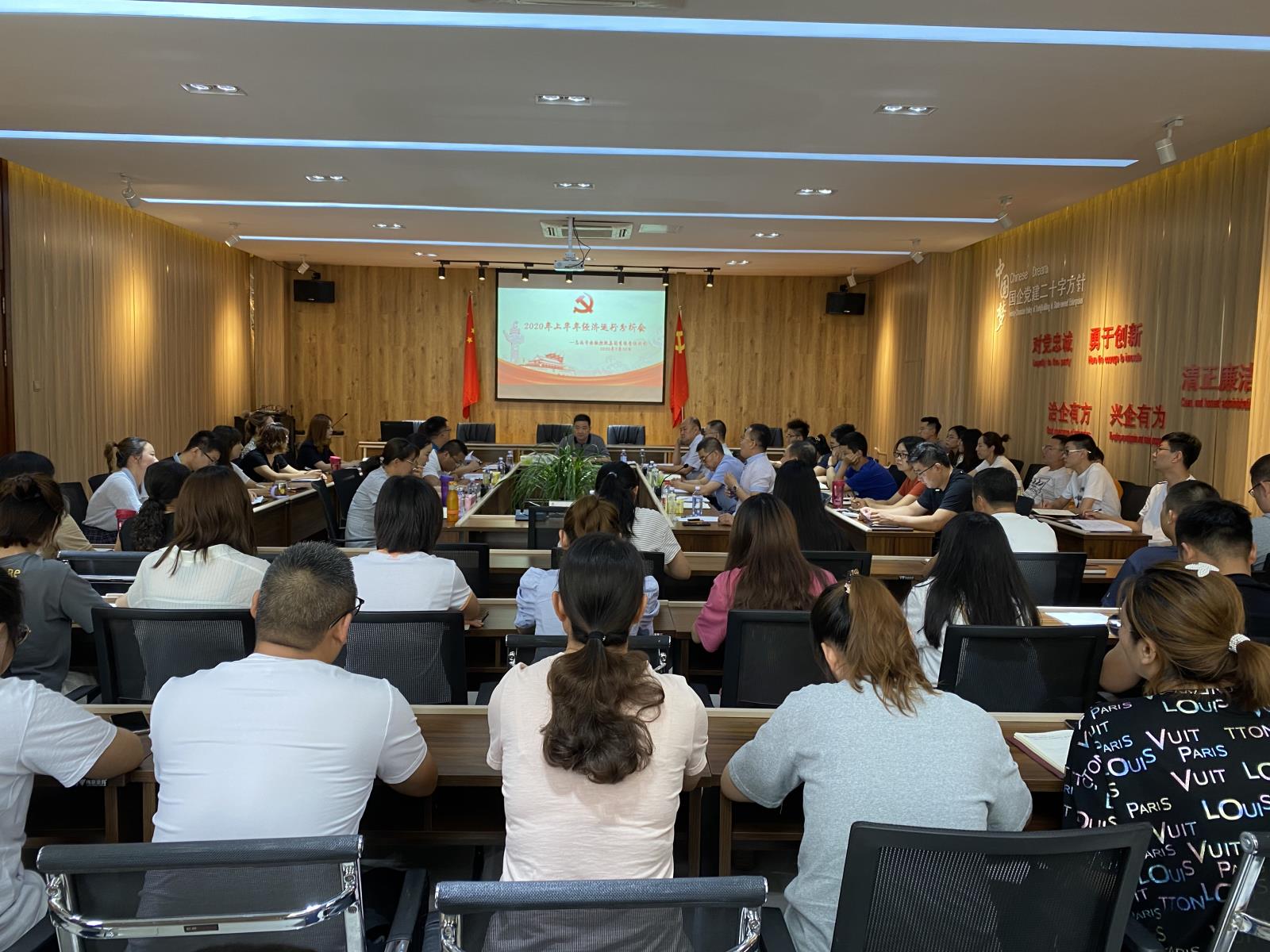 48591c26d11503386cd51f4bc978c6f.jpg 48591c26d11503386cd51f4bc978c6f.jpg